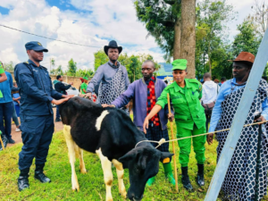 🇷🇼From Milk Struggles to Hope: Rubavu’s ‘Umunsi w’Inka’ Shows How One Cow Can Change a Family’s Life