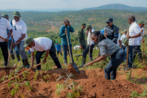 🇷🇼Green Amayaga Phase II Worth $20 Million Launched to Restore Environment in Six Districts of Southern Rwanda